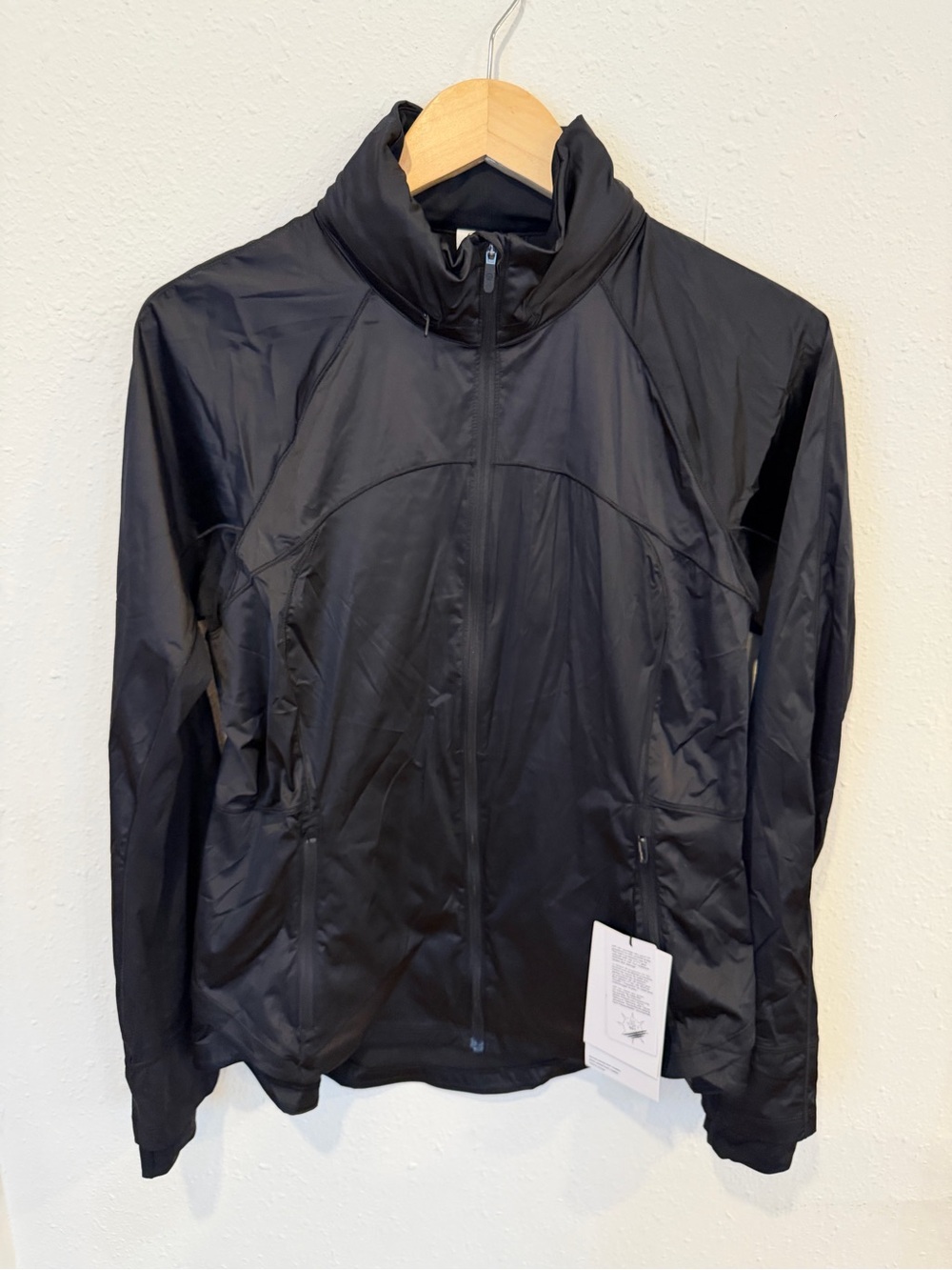 Women’s Lululemon goal smasher jacket size M